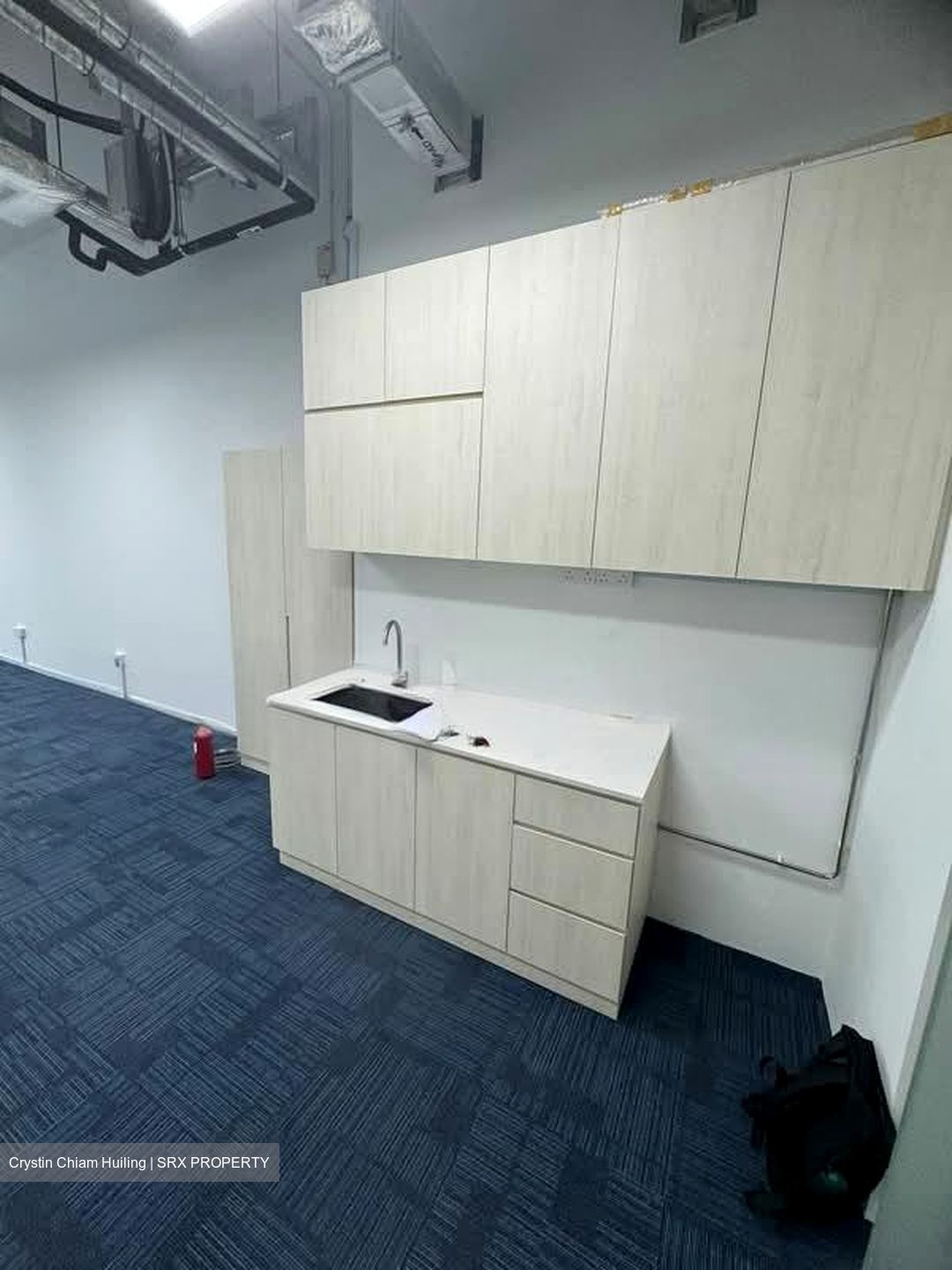 Woods Square (D25), Office #559805391